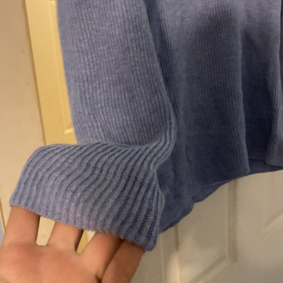 Sweater - Picture 2 of 4